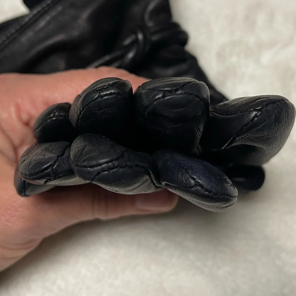 Black Leather Gloves with Cashmere Lining
